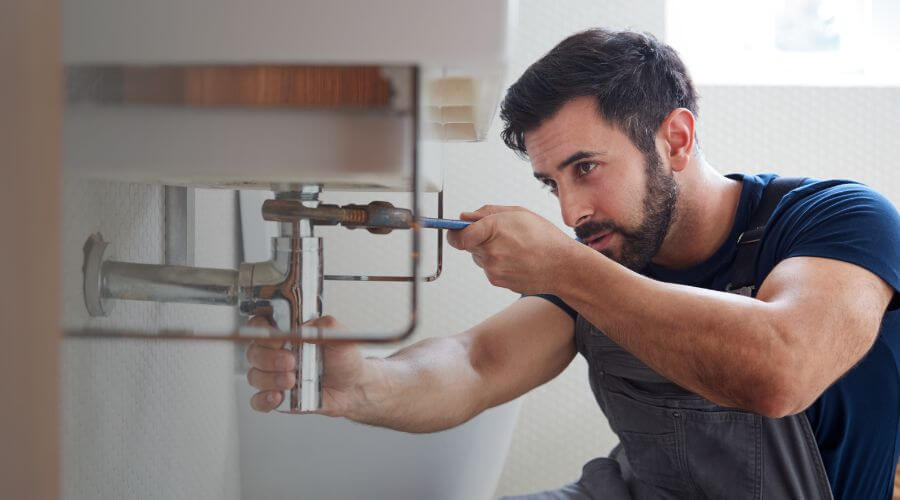 Faucet cartridge replacement in Bynum, MT